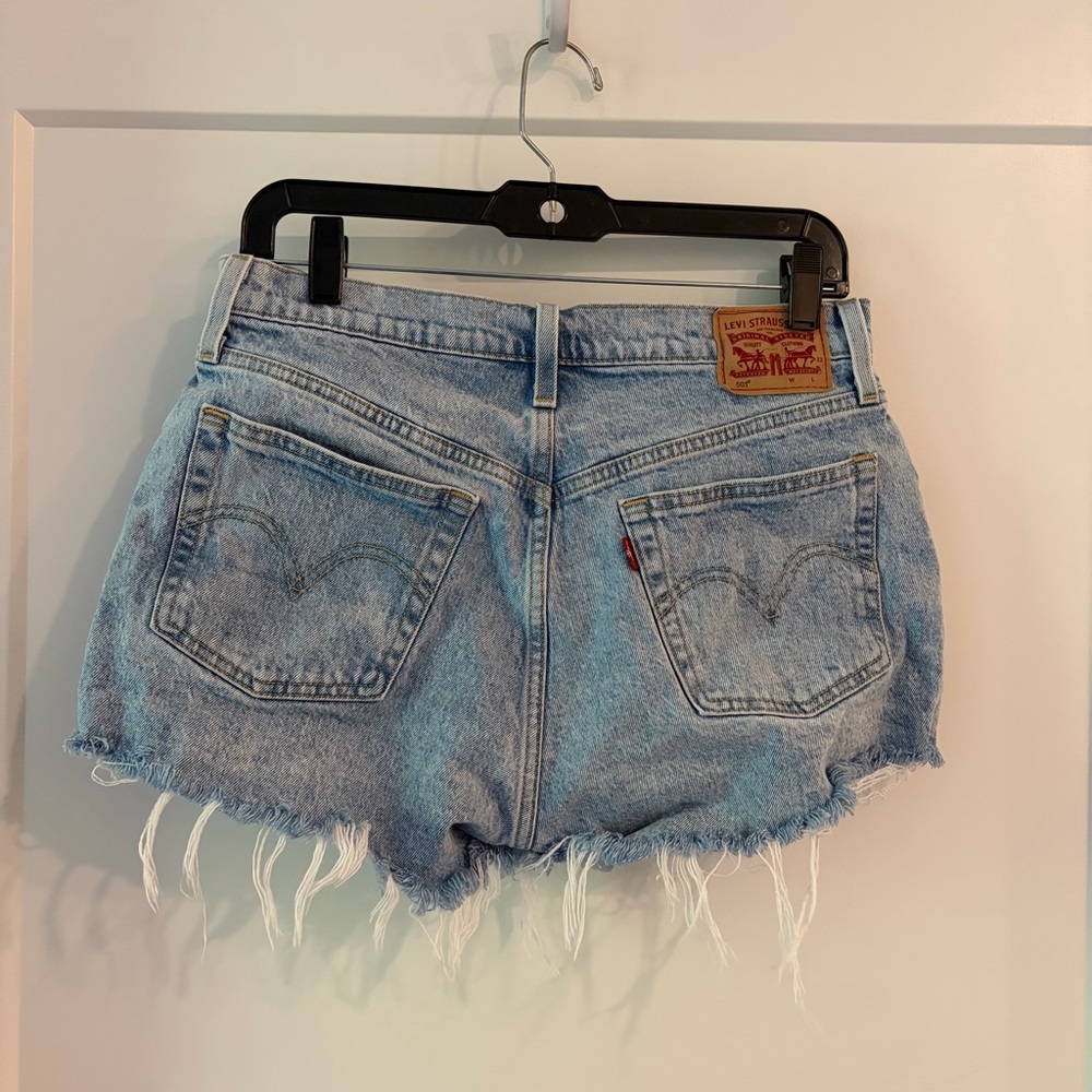 Levi's® Women's 501 Cotton High-Rise Denim Shorts tango light size 28 - Picture 4 of 6